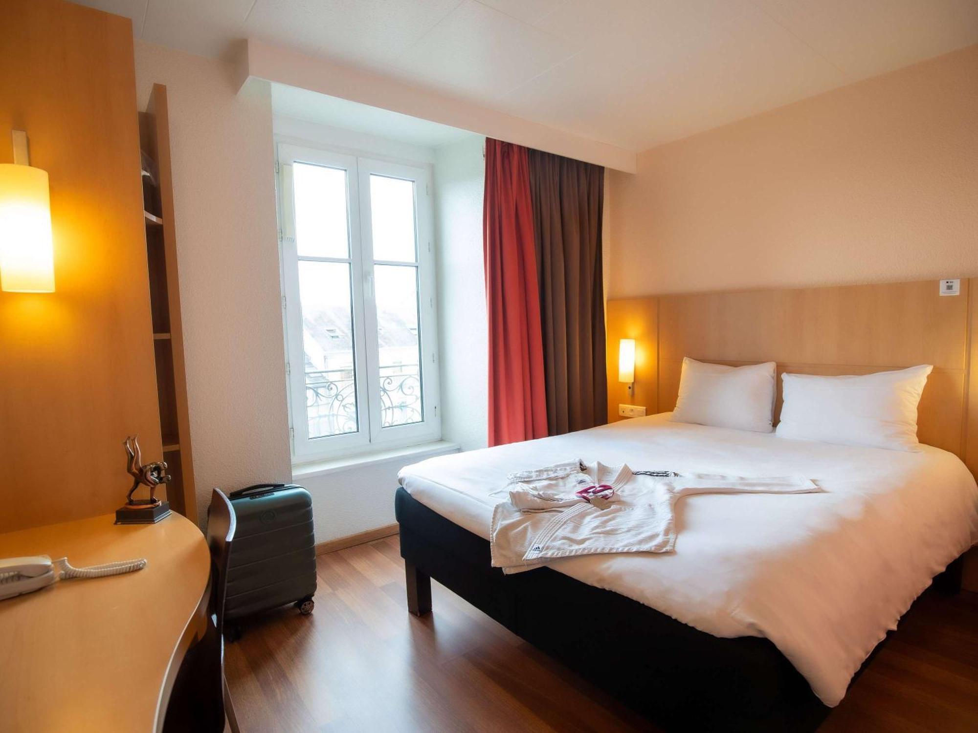 Hotel Ibis Limoges Centre Esterno foto